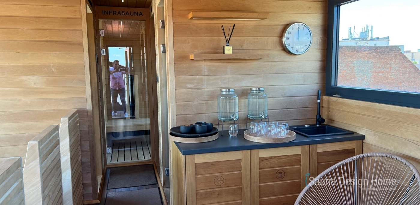 tömörfa belső falburkolatok